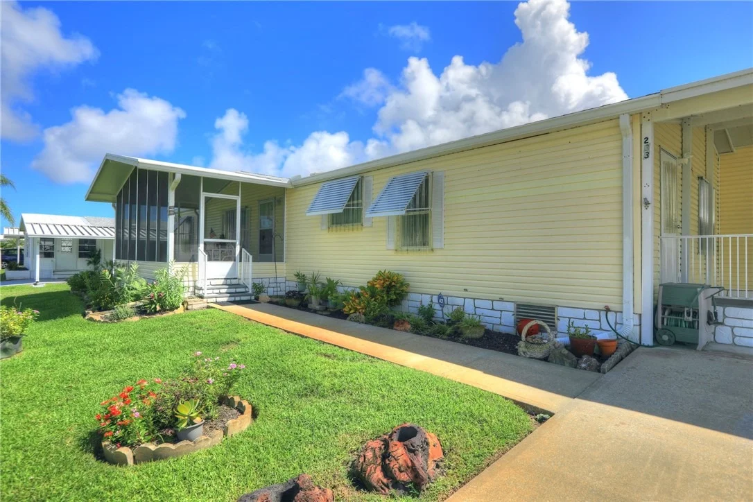 Photo of 233 Kiwi Drive