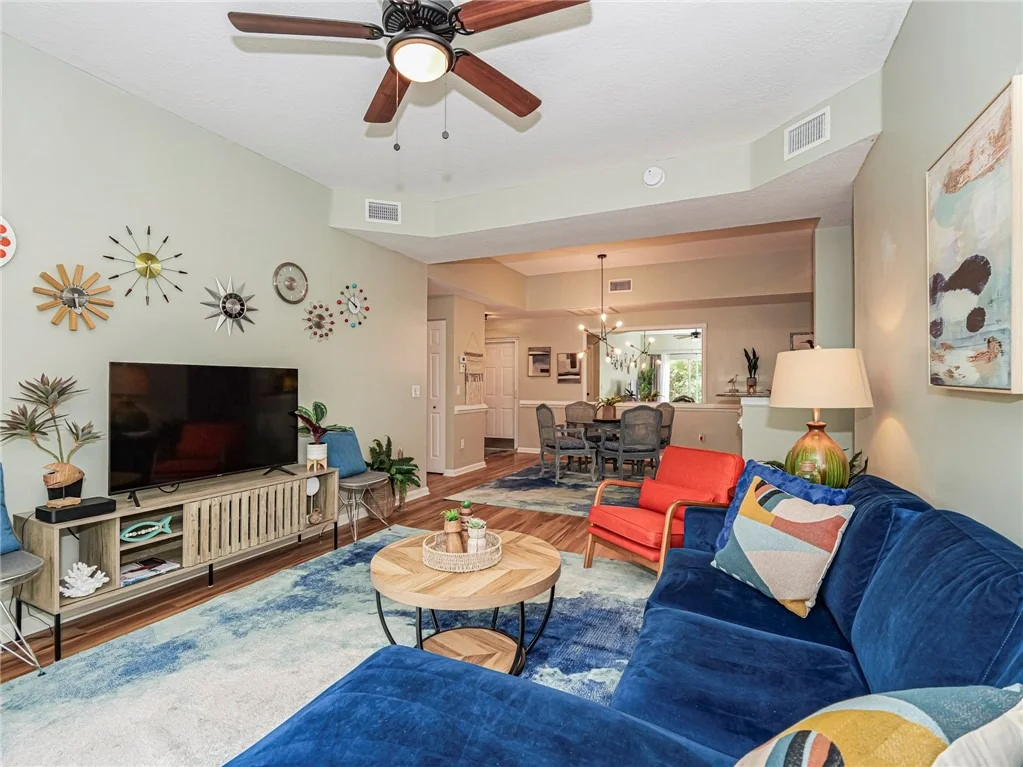 Photo of Unit 103 at 536 7th Square