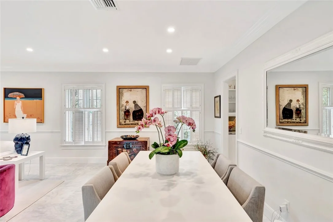 Photo of 615 Riomar Drive