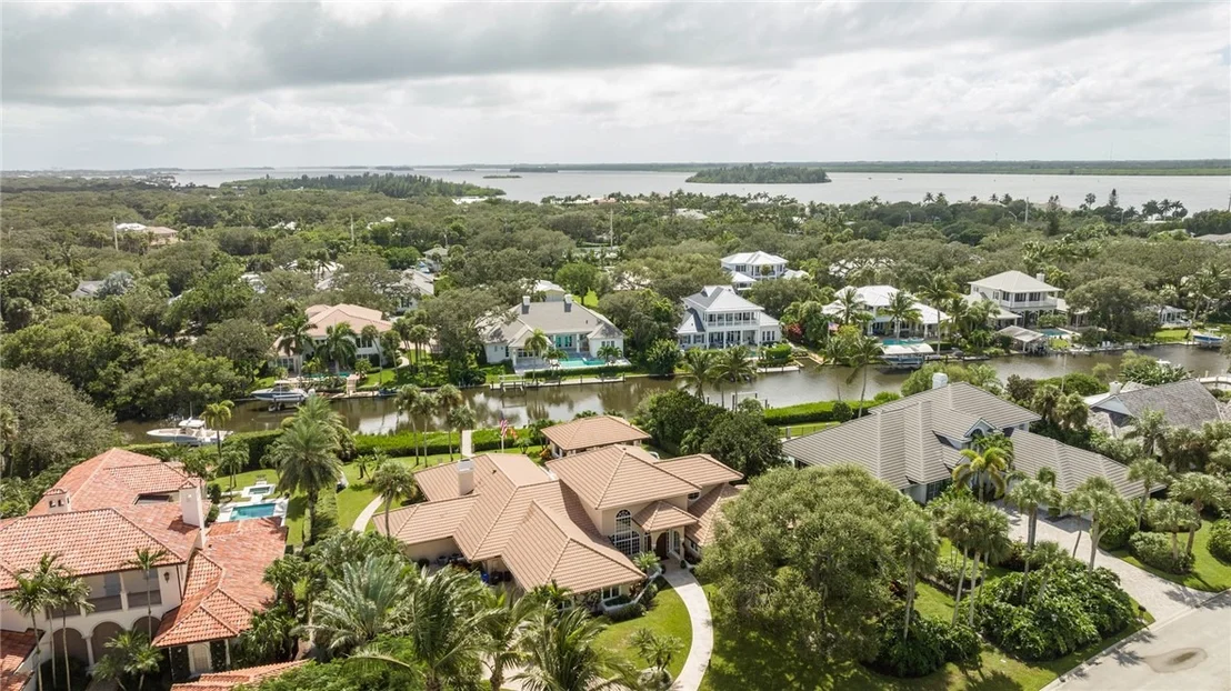 Photo of 740 Lagoon Road