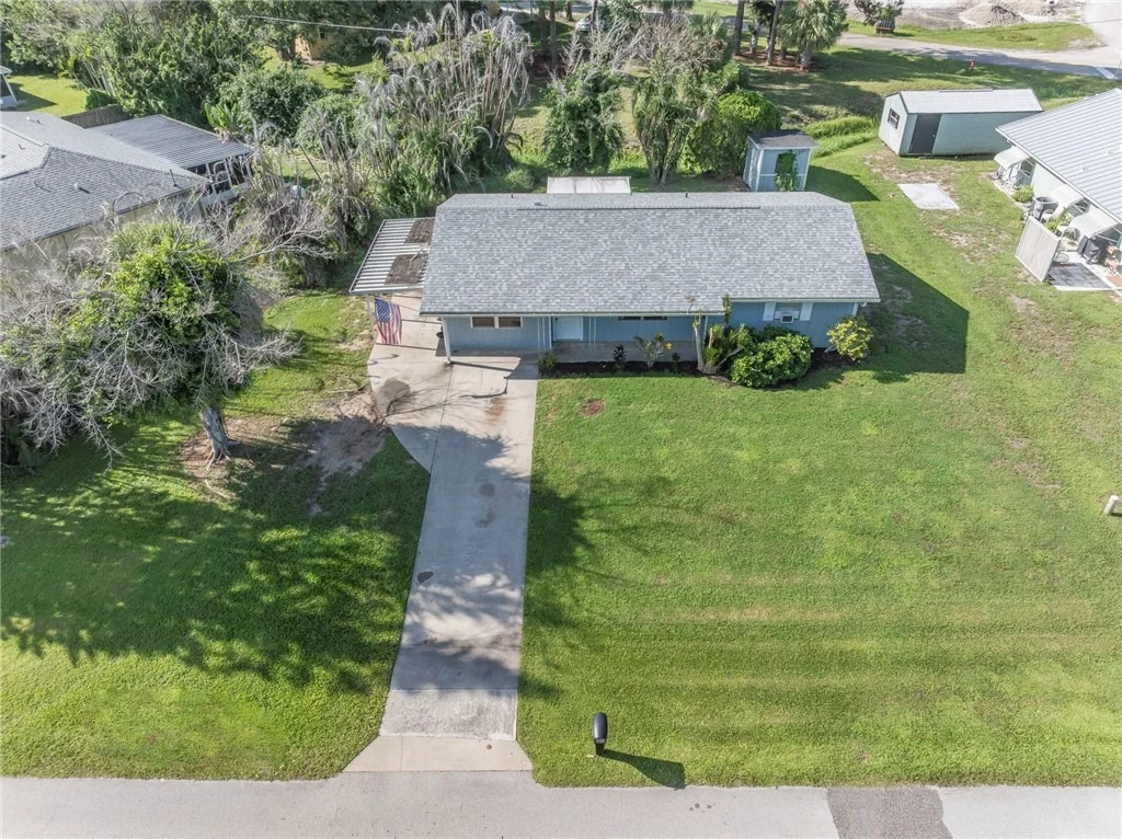 Photo of 401 Lake Drive