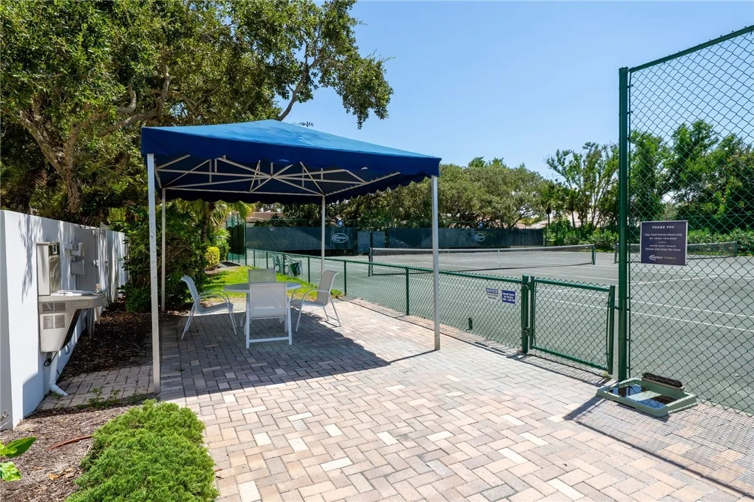 Photo of 8445 Chinaberry Road