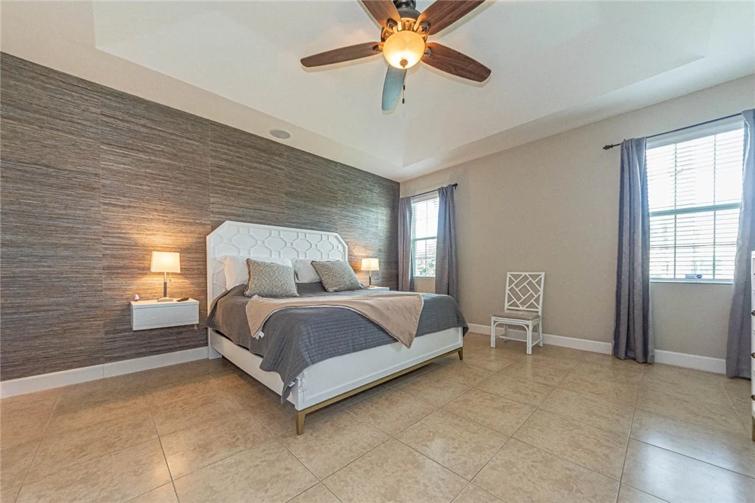 Photo of 4250 Diamond Square