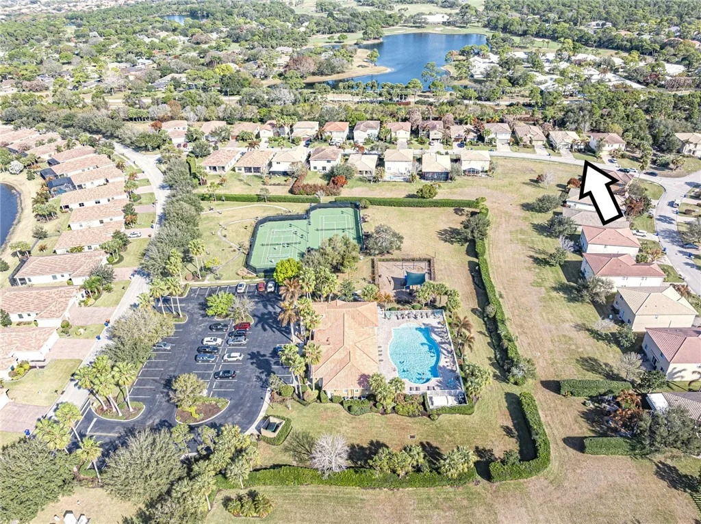 Photo of 4528 56th Lane