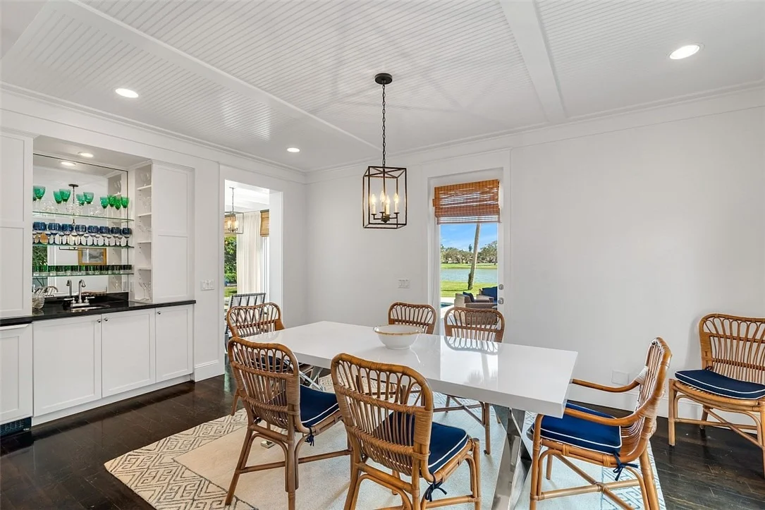 Photo of 190 Oleander Way