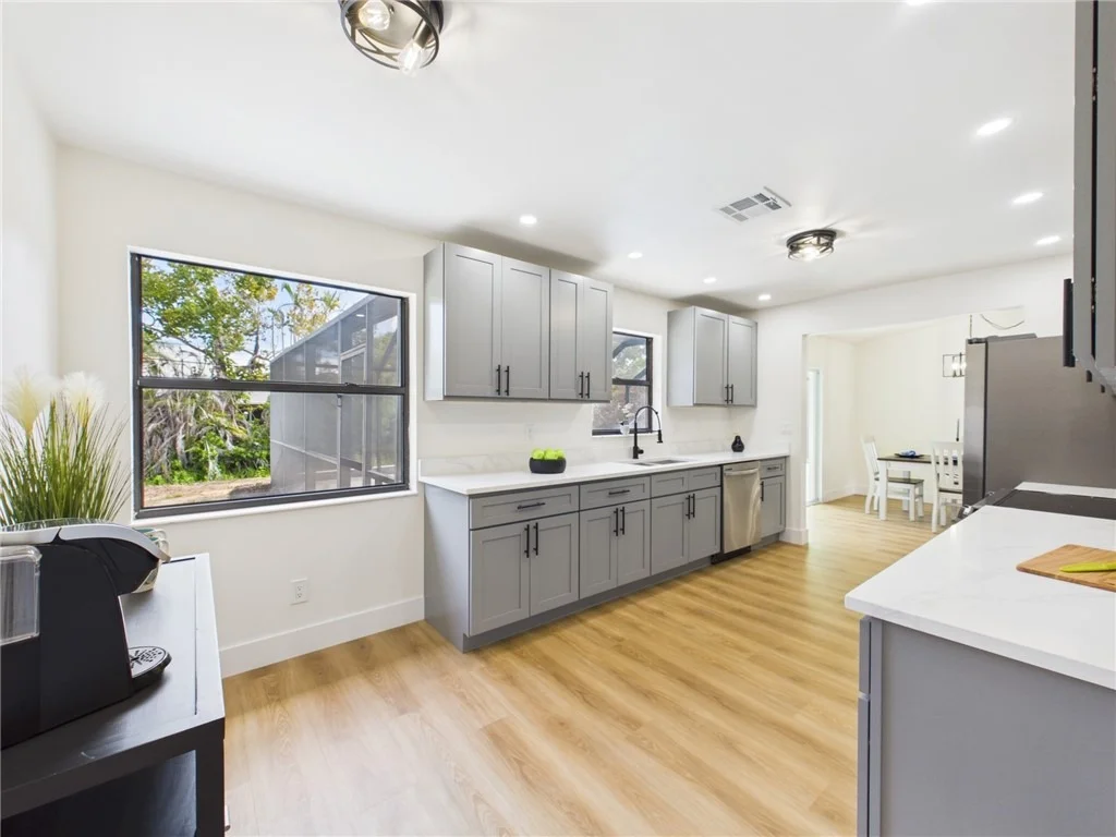 Photo of 397 Warren Street