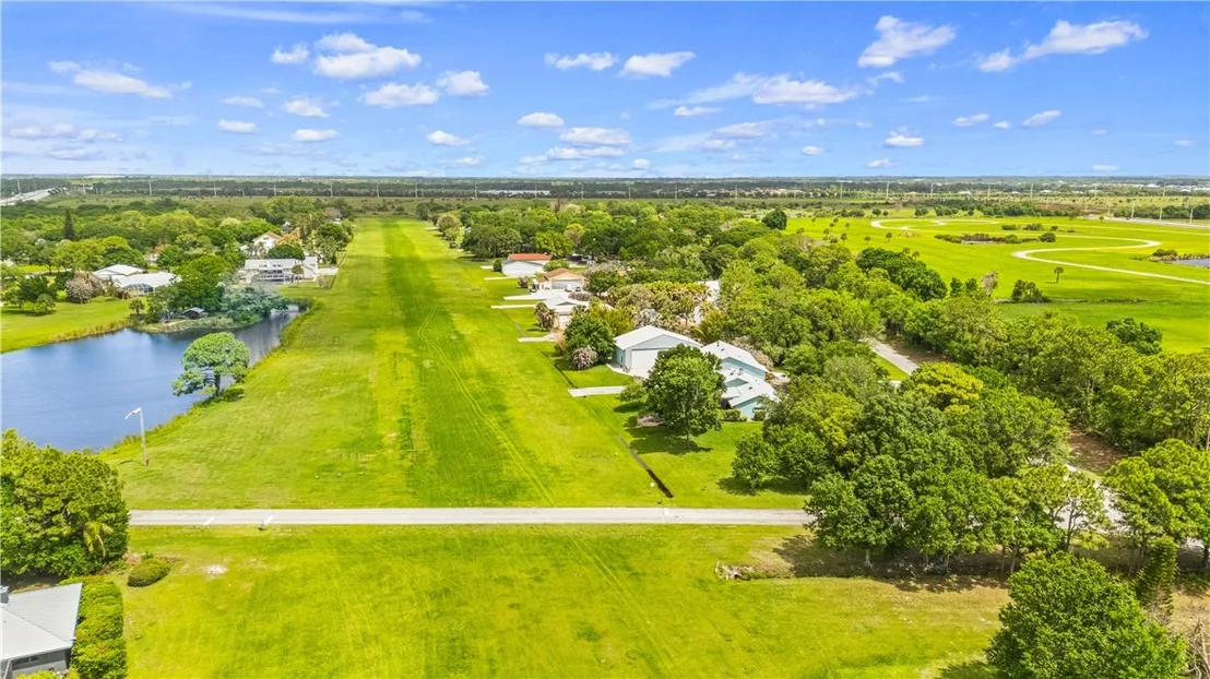 Photo of 525 Wright Circle
