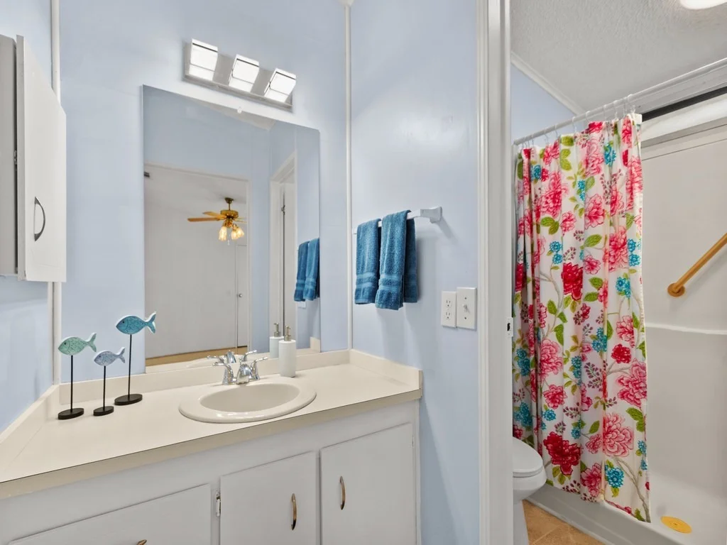Photo of 836 Hyacinth Circle