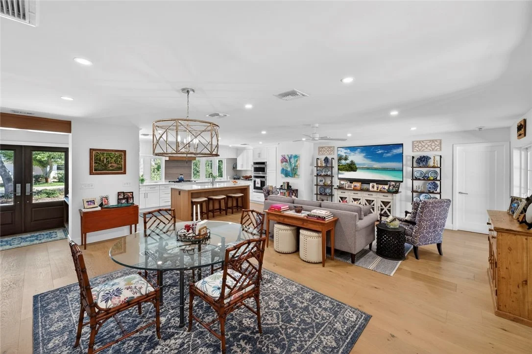 Photo of 706 Hibiscus Lane