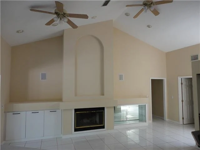 Photo of 1390 River Ridge Drive