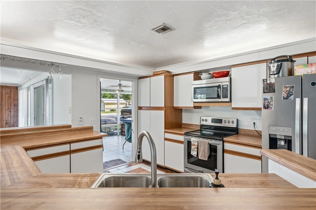 Photo of 1850 25th Avenue