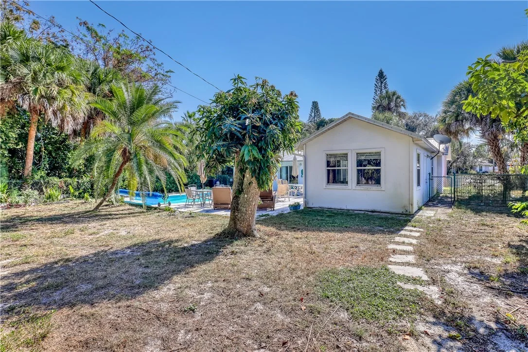 Photo of 850 5th Place