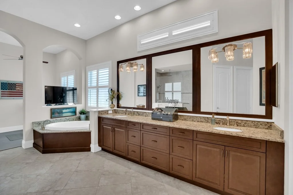 Photo of 1017 River Wind Circle