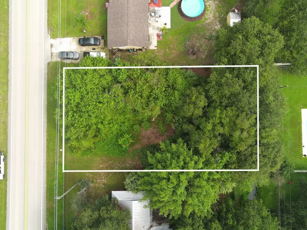 Photo of 649 Roseland Road