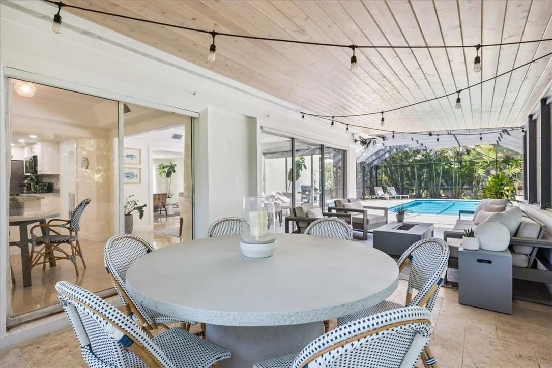 Photo of 405 Eugenia Road