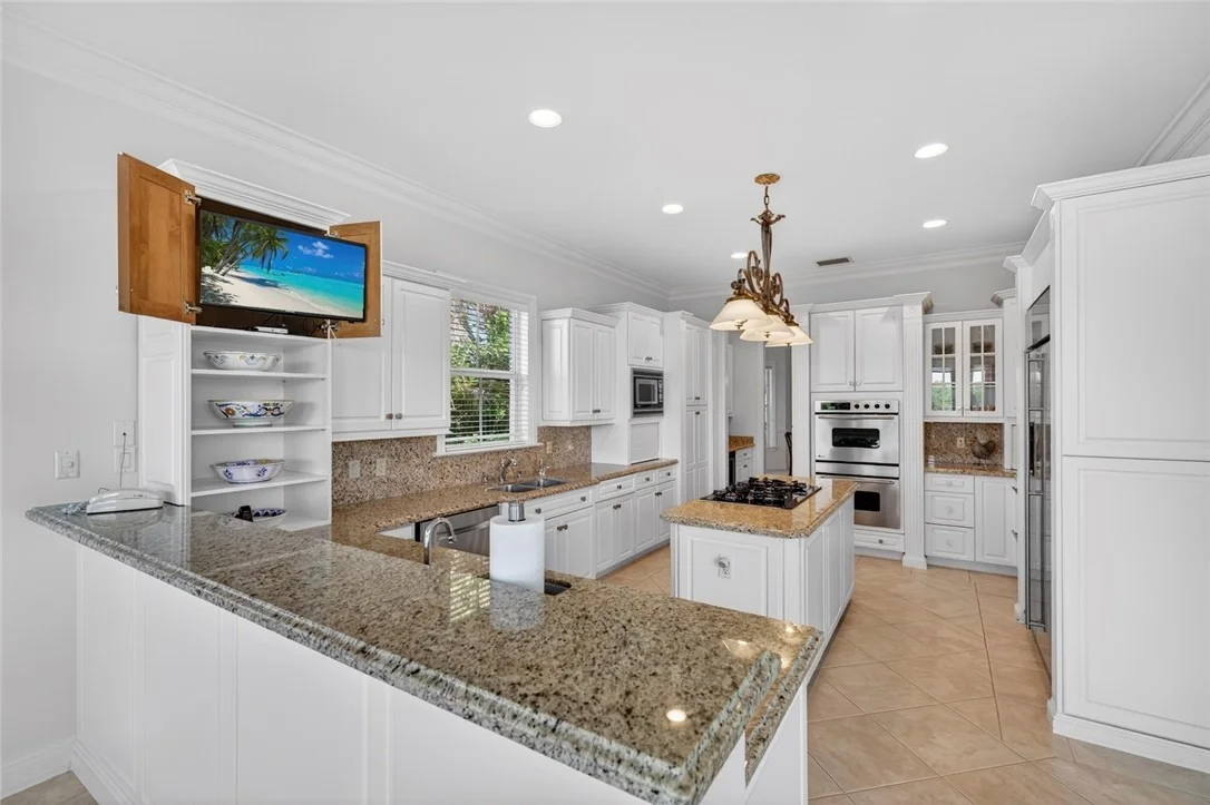 Photo of 545 White Pelican Circle