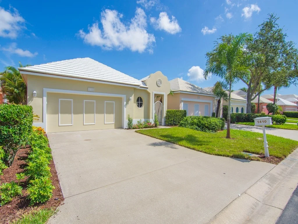 Photo of 1410 Saint Catherines Circle