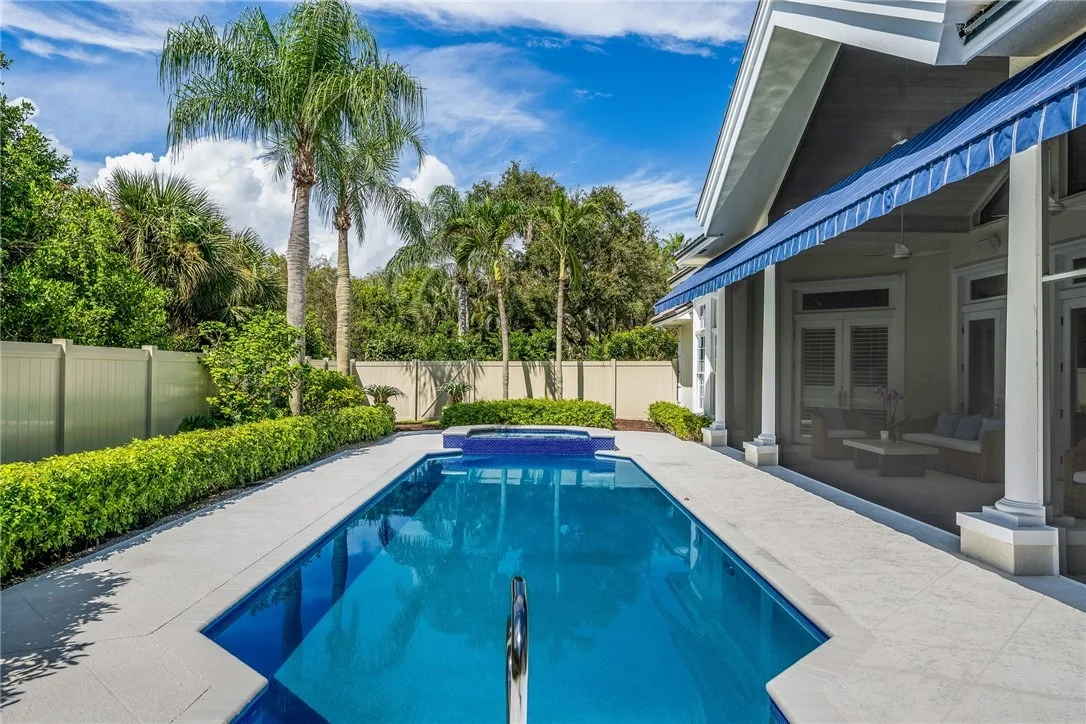 Photo of 103 River Oak Drive