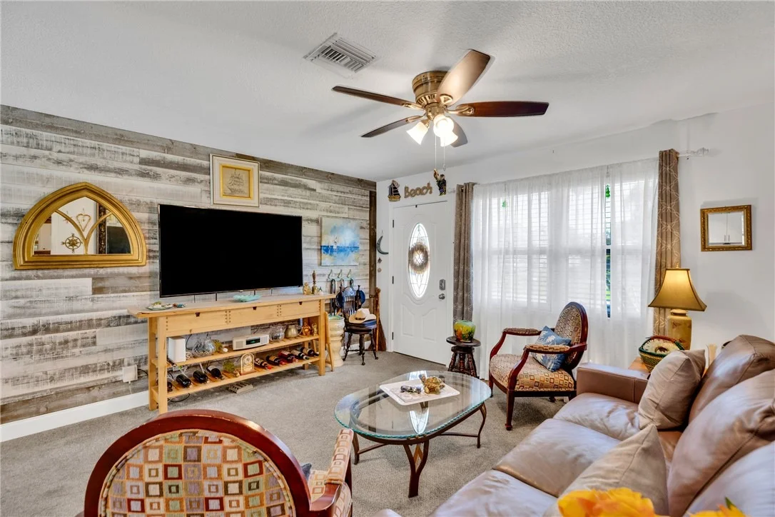 Photo of 445 Perch Lane