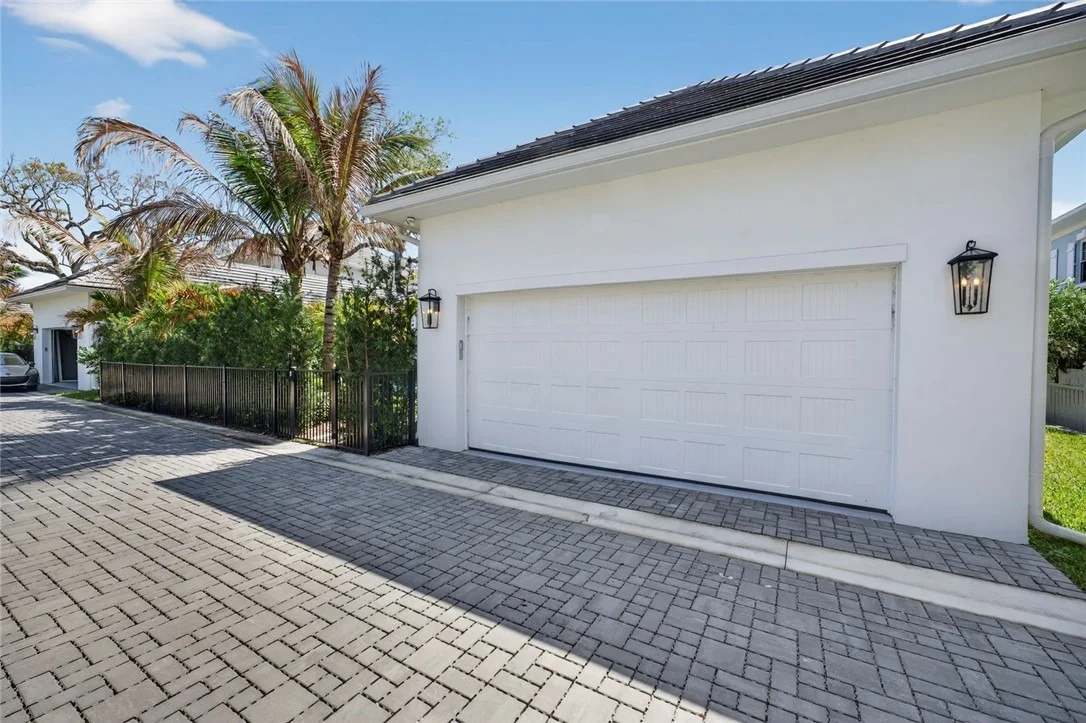 Photo of 765 Azalea Lane