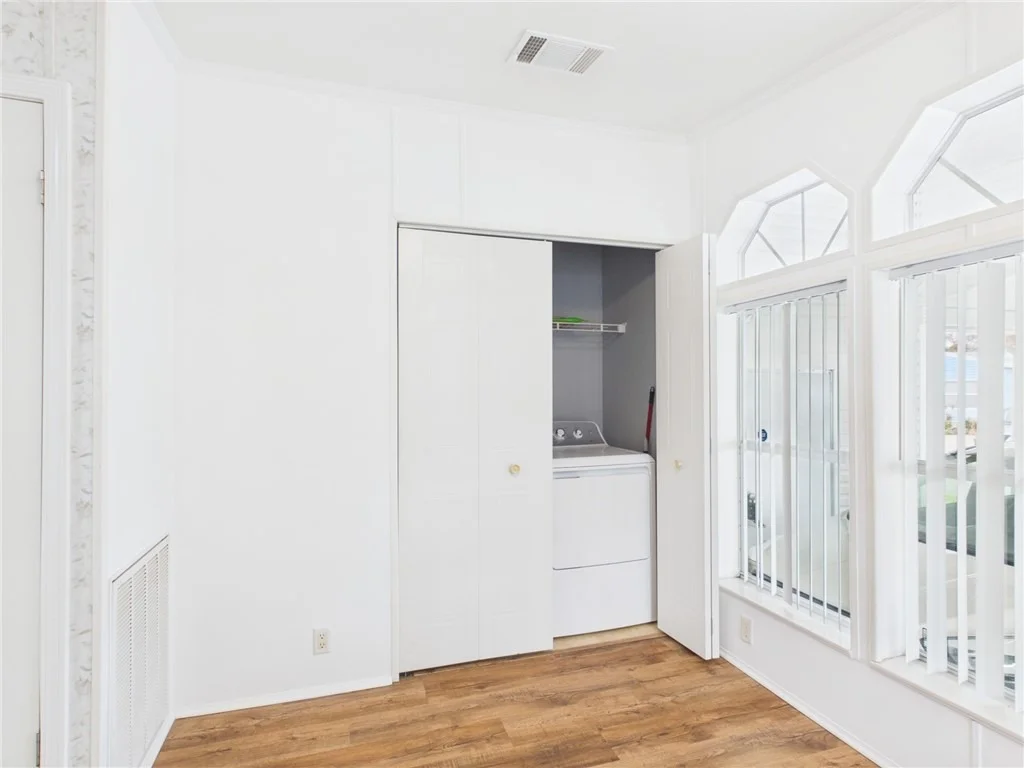 Photo of 573 Dolphin Circle