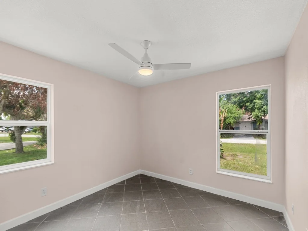 Photo of 4065 46th Lane
