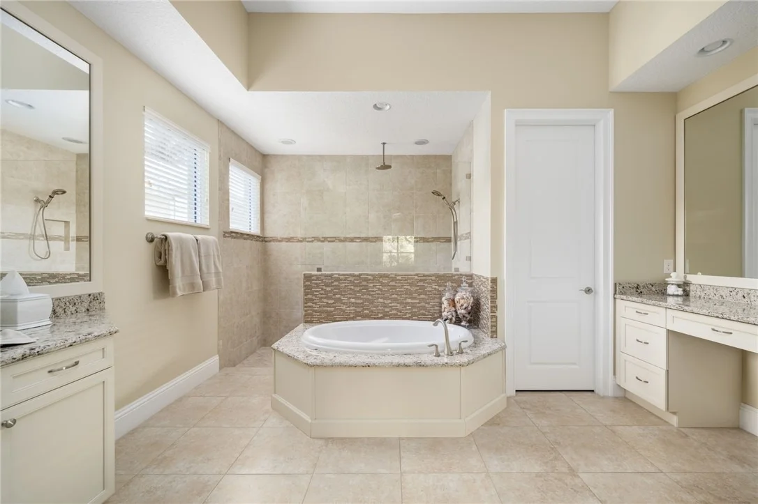 Photo of 1101 Riverwind Circle