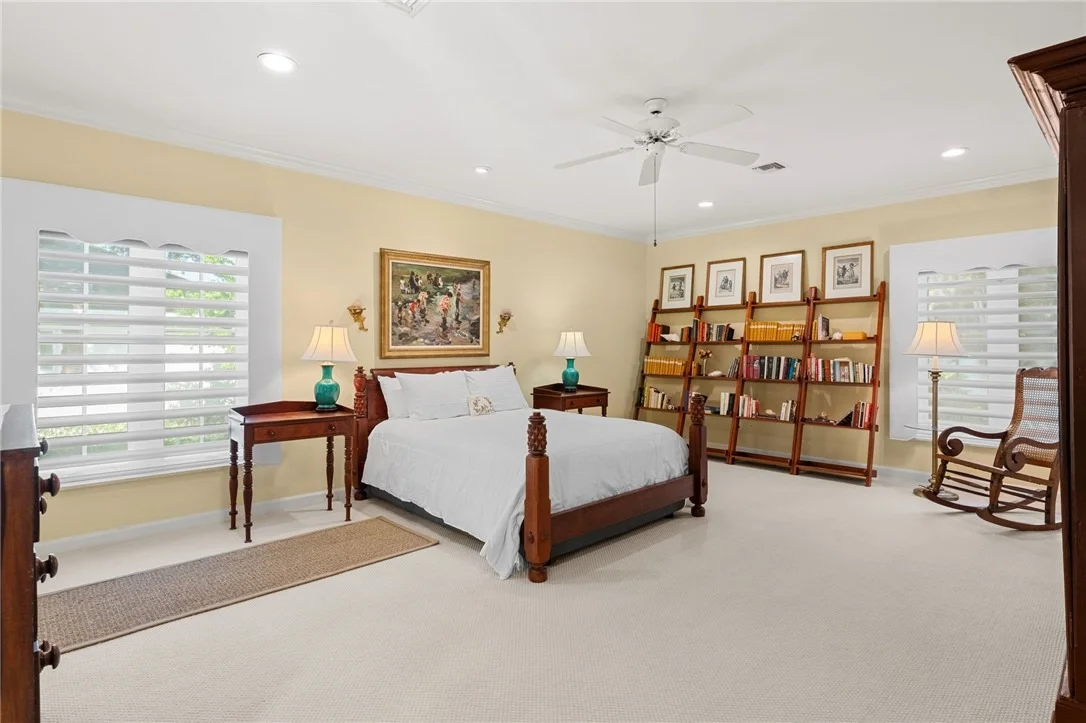 Photo of 625 Riomar Drive
