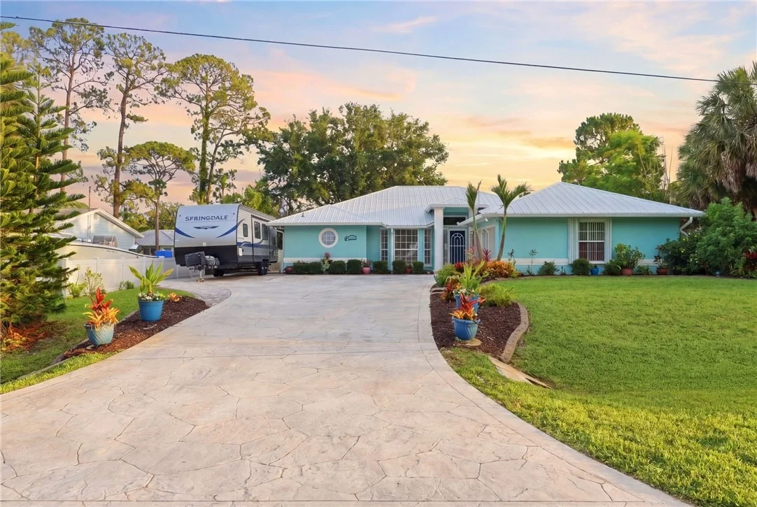 Photo of 677 Wimbrow Drive