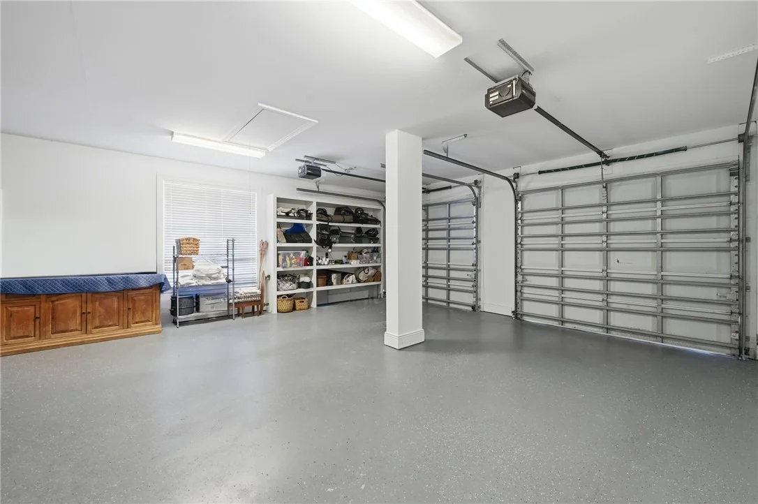 Photo of 881 Robin Lane