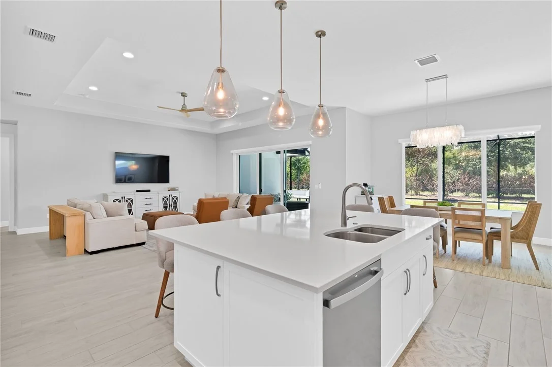 Photo of 6371 High Pointe Circle