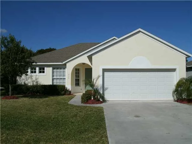 Photo of 876 10th Drive