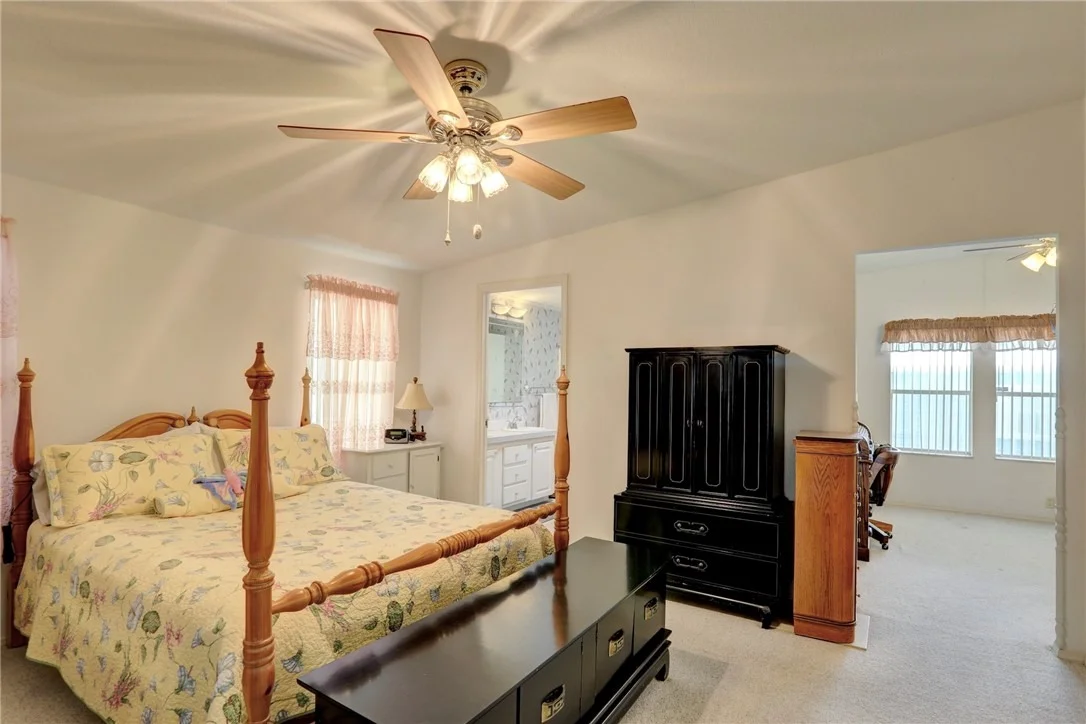 Photo of 233 Kiwi Drive