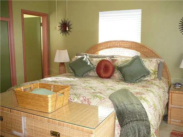 Photo of 716 Hibiscus Lane