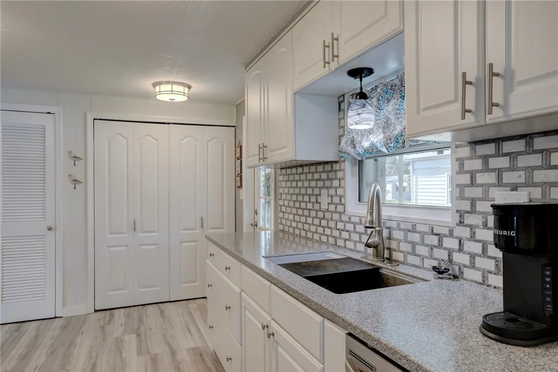 Photo of 1142 Barefoot Circle