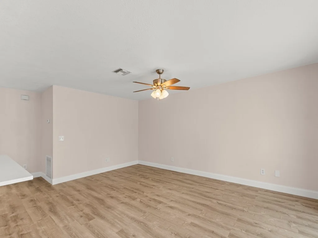 Photo of 4065 46th Lane