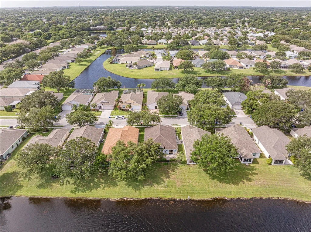 Photo of 1360 10th Manor
