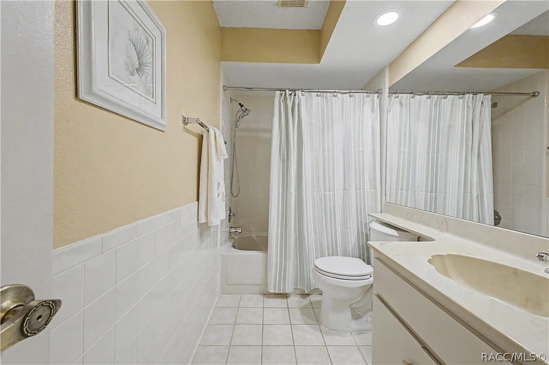 Photo of 6347 Darien Way