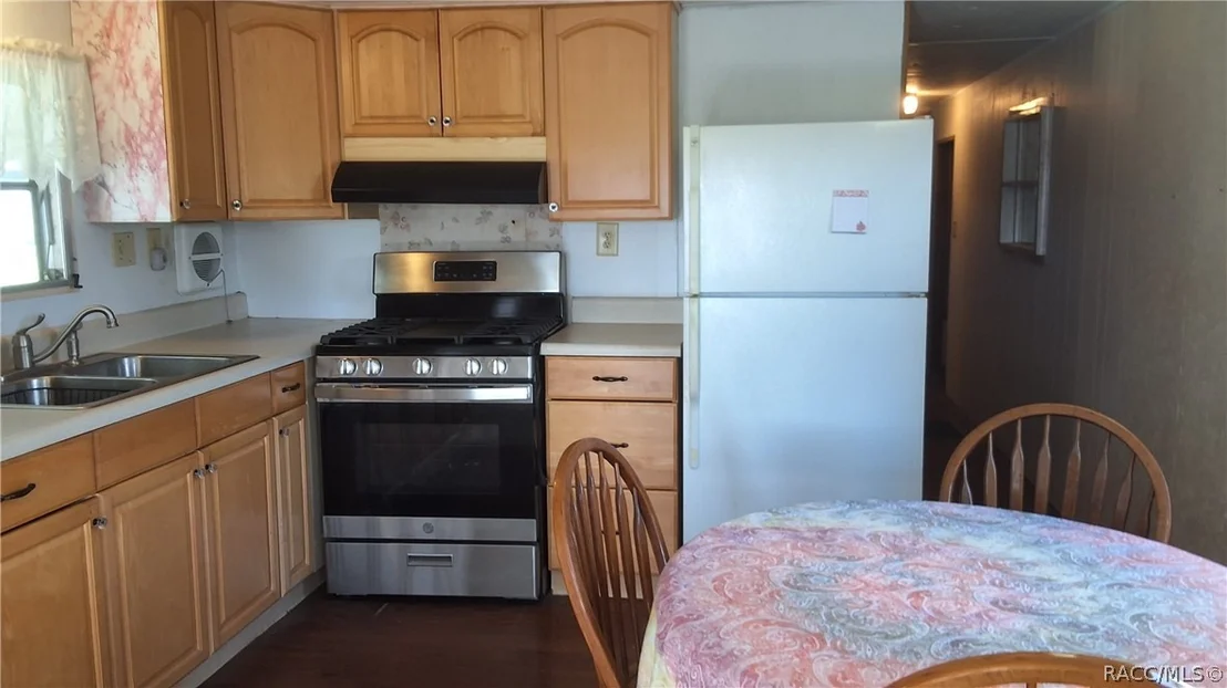 Photo of 2488 Park Point