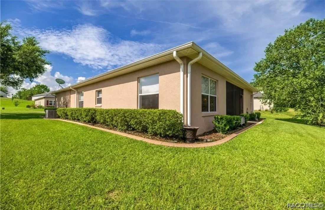 Photo of 19423 SW 77th Loop