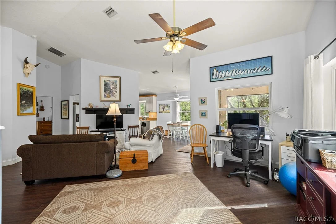 Photo of 5101 N Wayne Drive