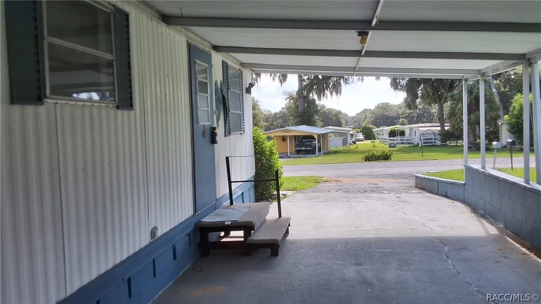 Photo of 2488 Park Point