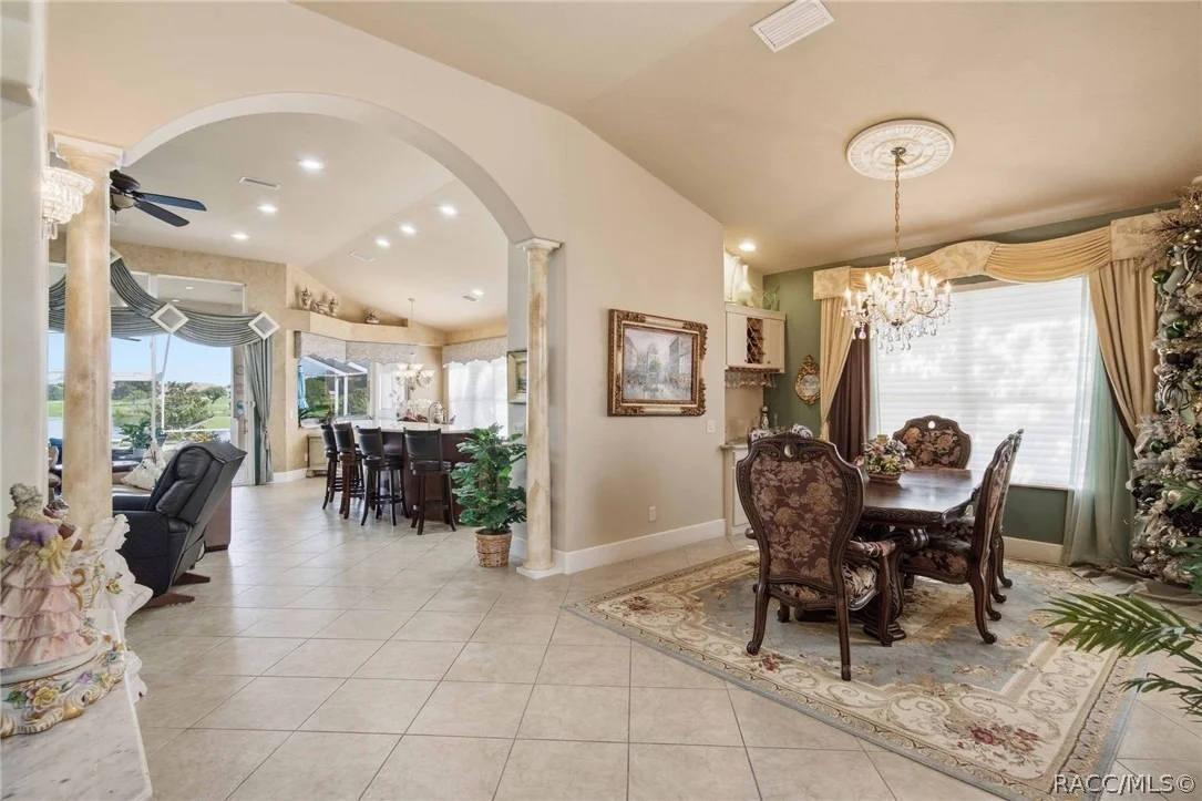 Photo of 1426 W Crossview Way