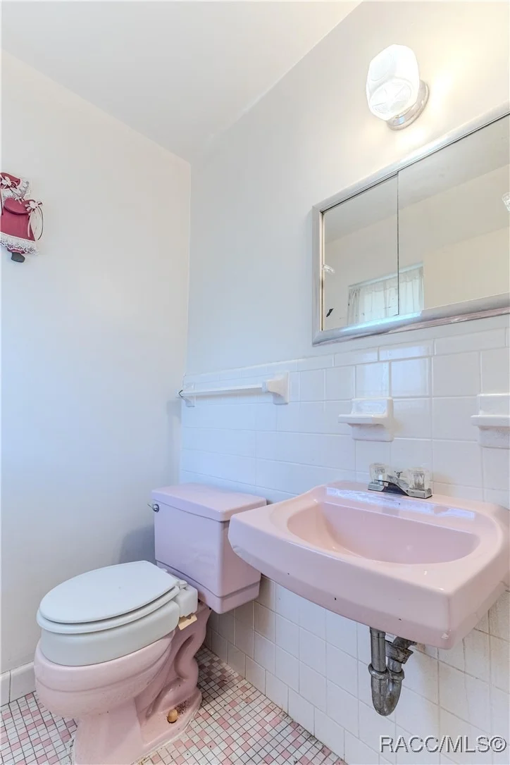 Photo of 6352 Spring Hill Drive