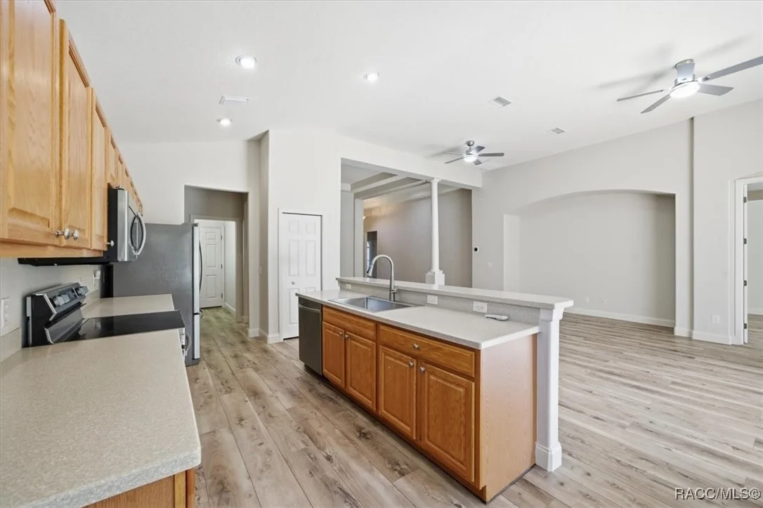 Photo of 1650 W Laurel Glen Path
