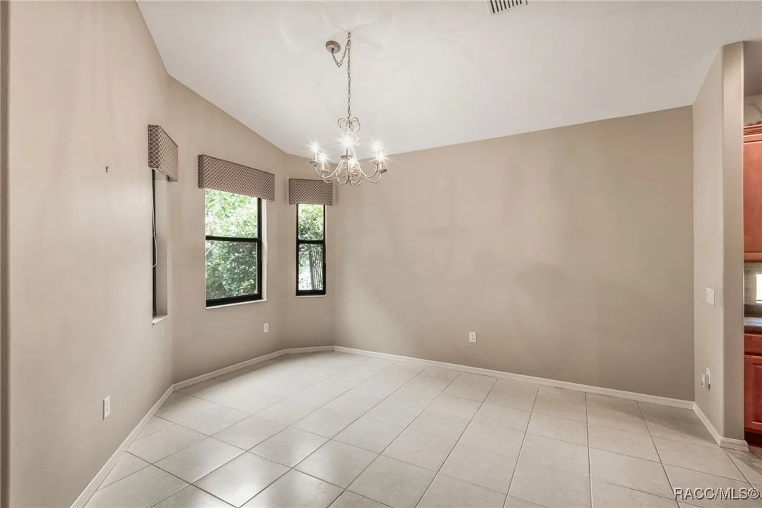 Photo of 1052 W DIAMOND SHORE Loop