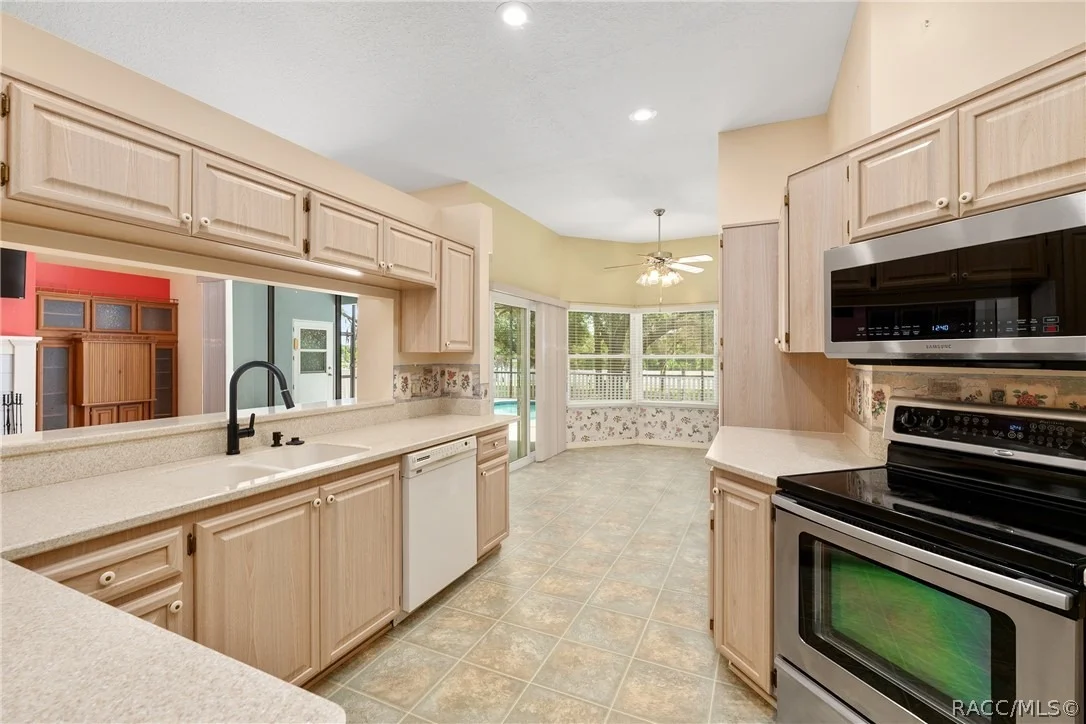 Photo of 4611 N Rushmore Loop