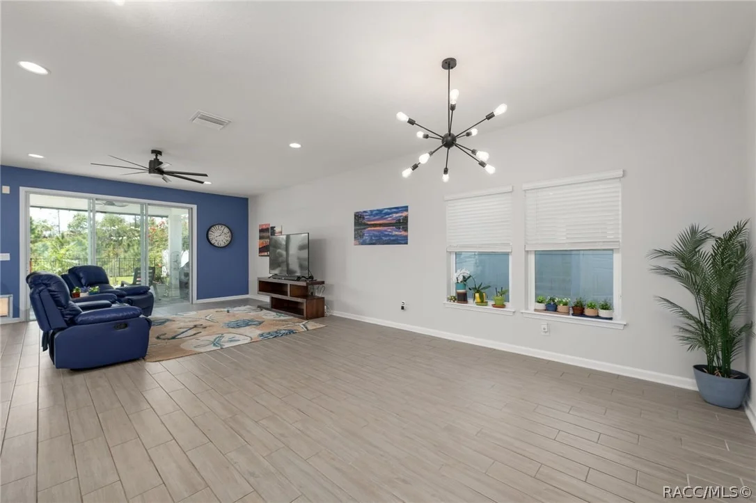 Photo of 121 Nighthawk Lane
