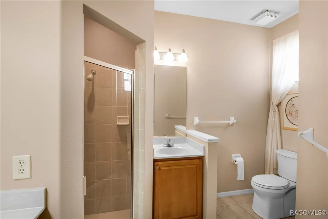 Photo of 1052 W DIAMOND SHORE Loop