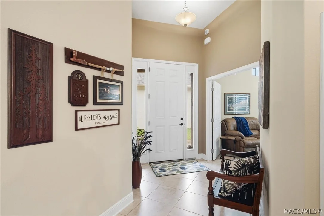 Photo of 1540 W Caroline Path
